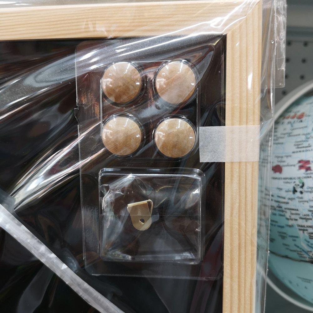 黑磁石板 附送木製磁石及吊掛五金